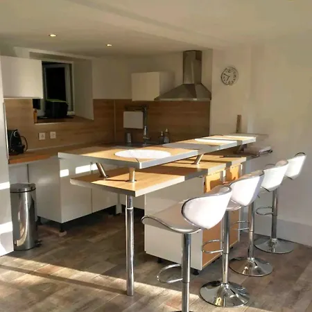 Beau F2 Proche Paris, Aeroport Roissy Cdg Apartment